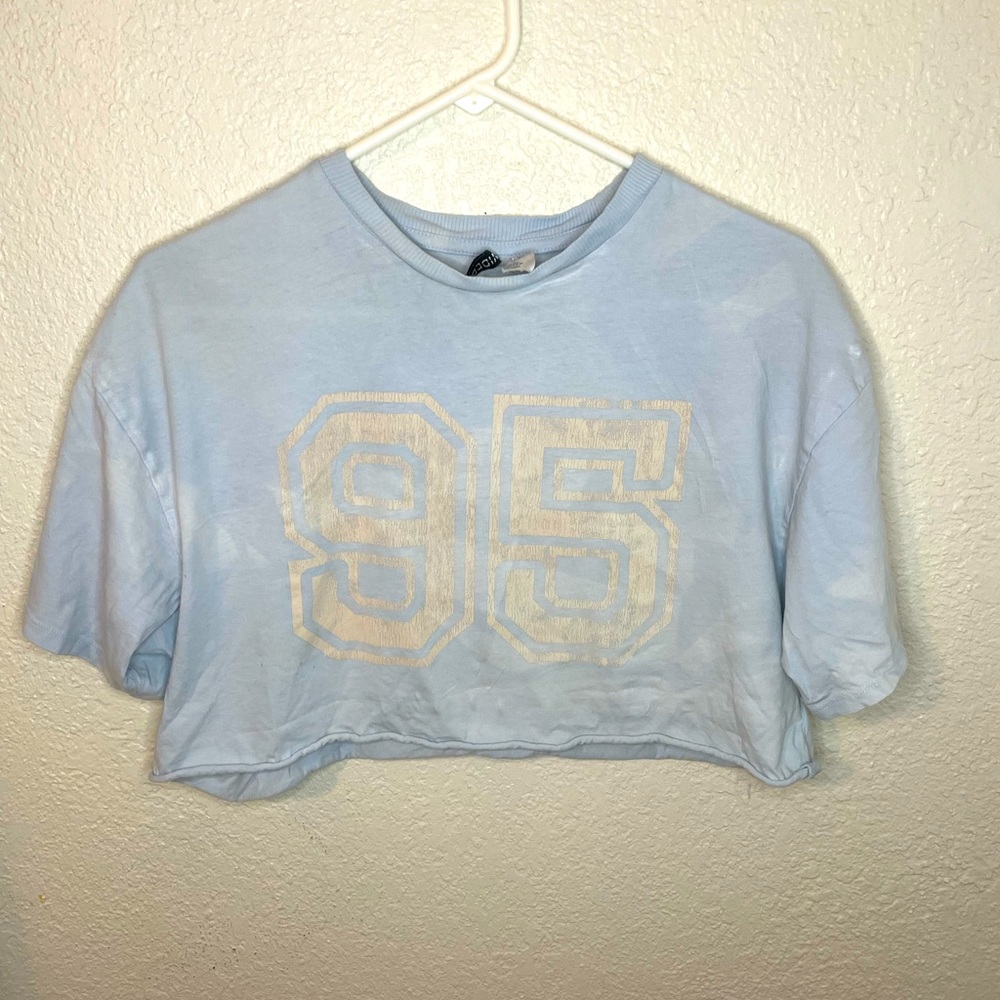 H & M Cropped Mini Tee